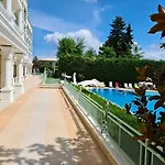 One 112 аll-season в св св константин и елена