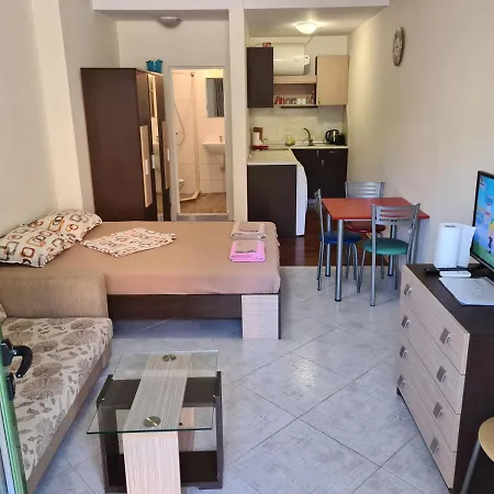 Apartment One 112 аll-season в св св константин и елена *